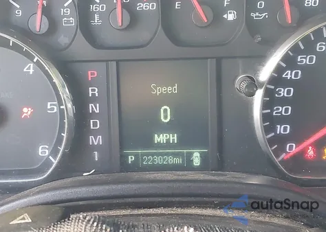 2015 Chevrolet Silverado 3500Hd Wt z USA, uszkodzony, nr VIN 1GC2KYEG1FZ124564